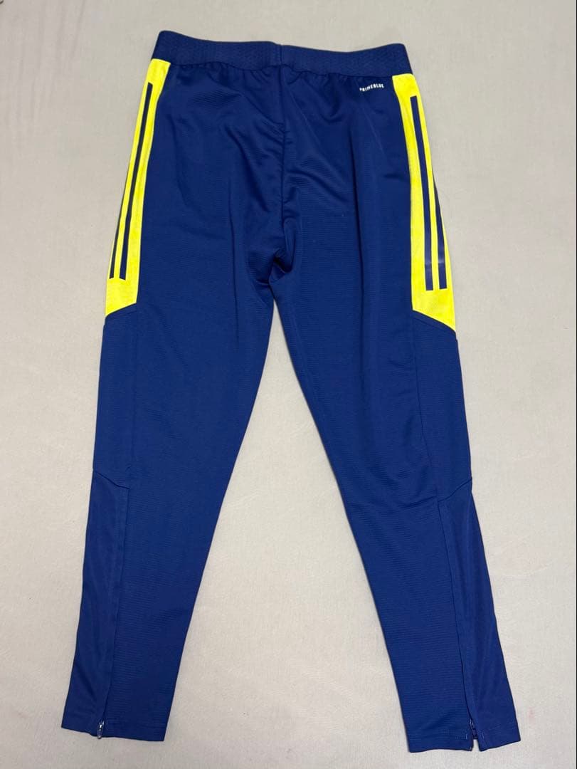 adidas21-22 ユベントスEU ハイブリッドトップ&パンツ　セットアップ