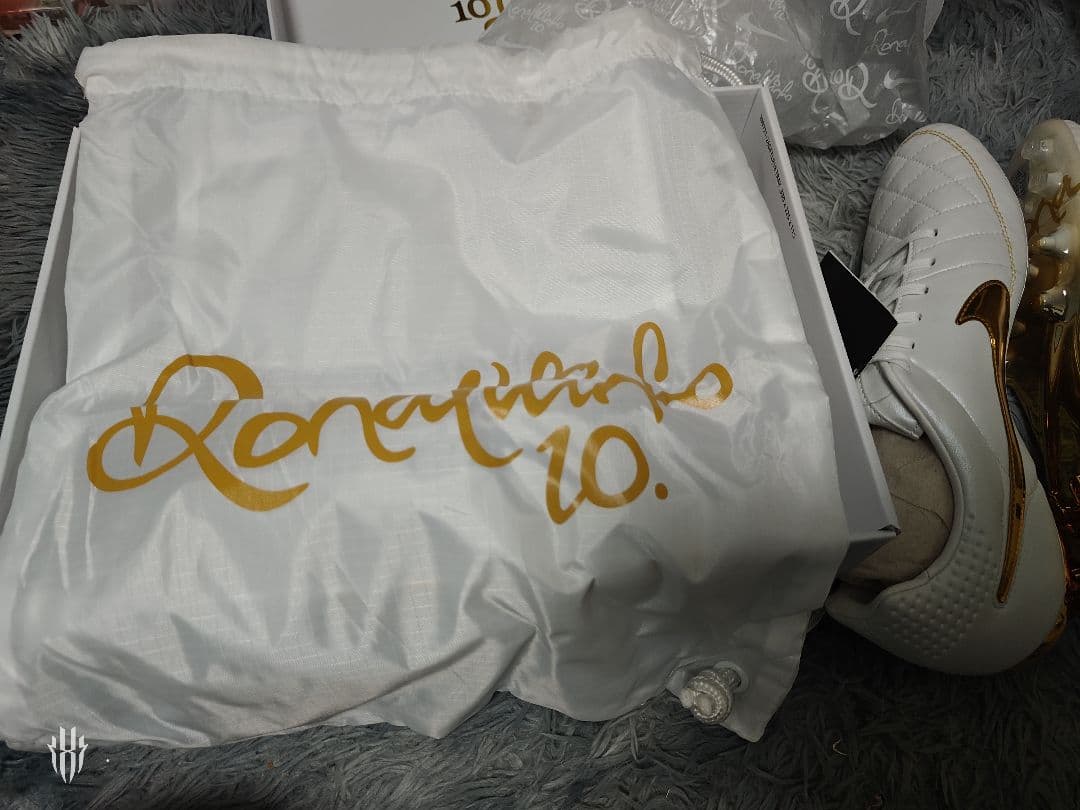 シューズ Nike Tiempo Legend FG \"Touch of Gold\"