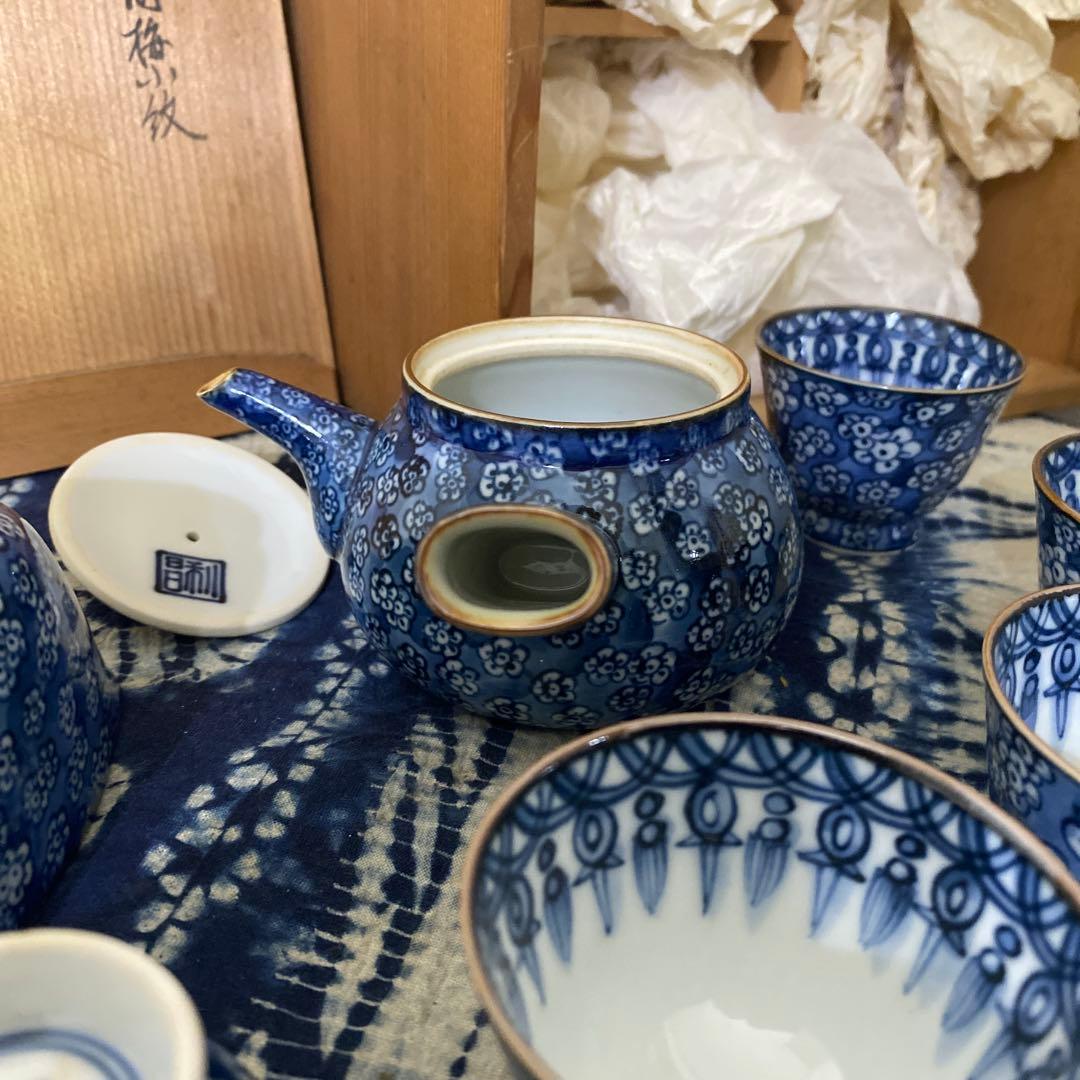 加藤利昌　染付梅小紋　煎茶器