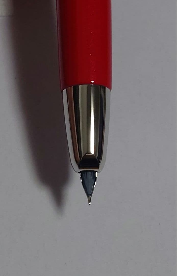 パイロット キャップレス万年筆 レッドコーラル 2022年限定品 細字