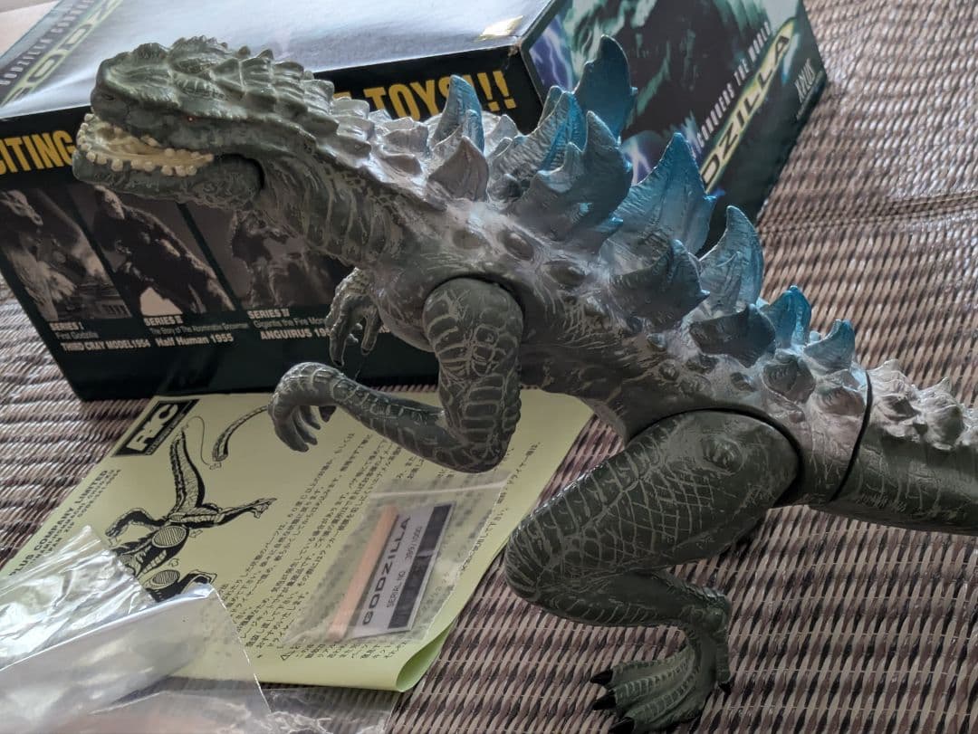 エクスプラス エメリッヒ版 ゴジラ グリーンカラー 1000体限定 塗装済完成品