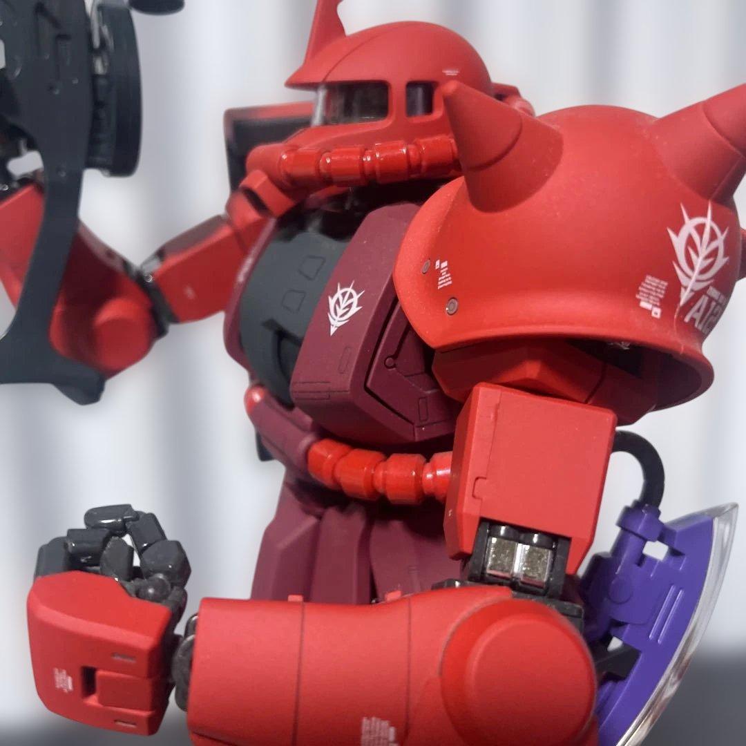 【美】【癒し】PGシャア専用ザクⅡ 組み立て塗装済みジャンク品