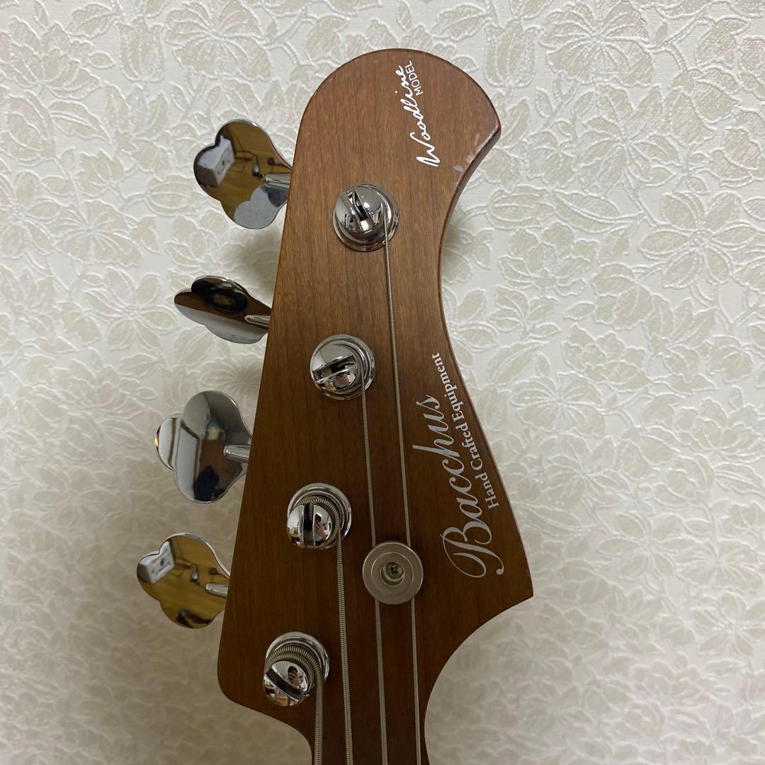 Bacchus ハンドクラフトシリーズ　エレキベース ブラウン 傷あり