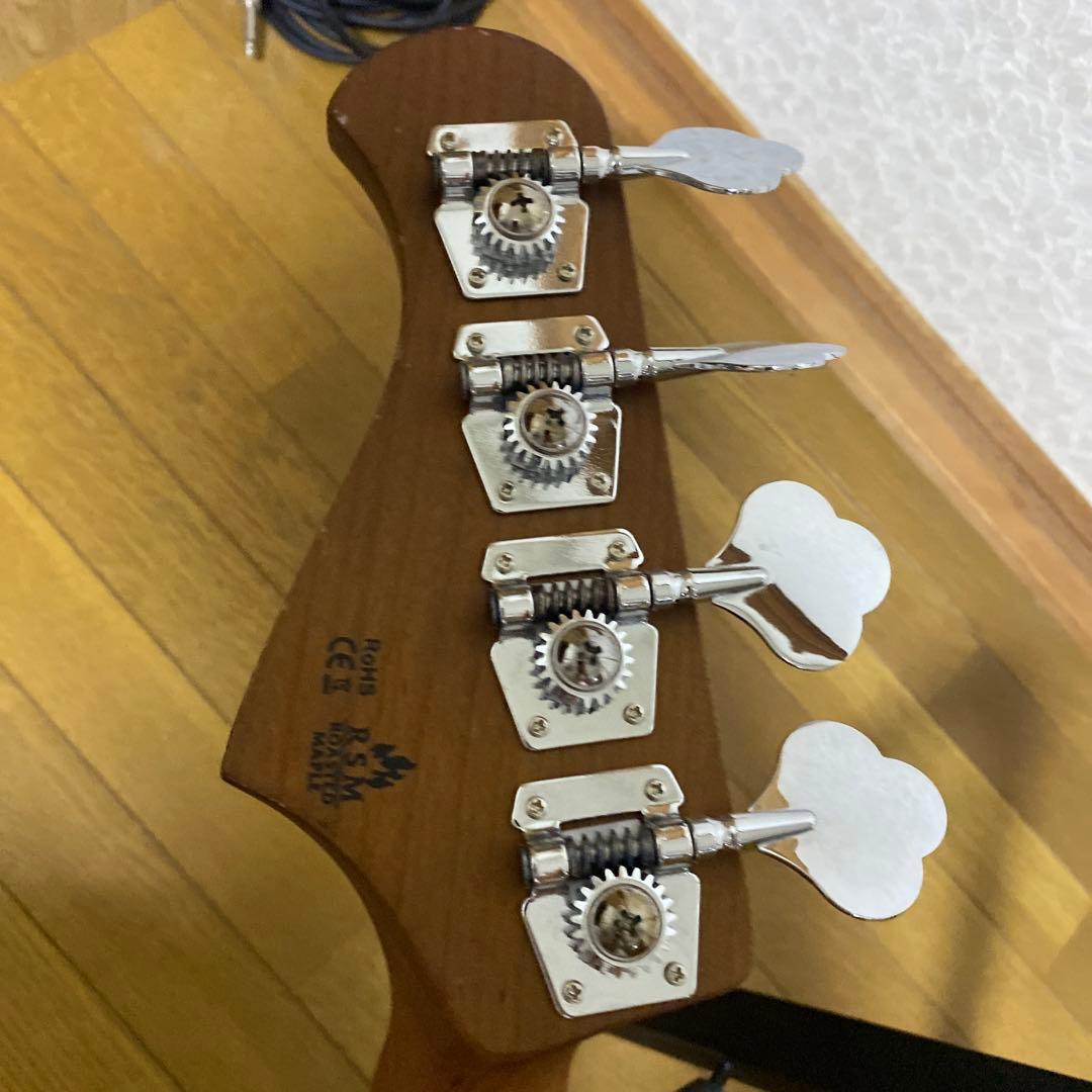 Bacchus ハンドクラフトシリーズ　エレキベース ブラウン 傷あり