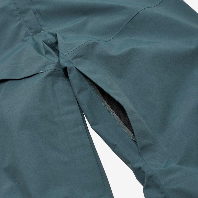 未使用 GOLDWIN レディース GORE-TEX 2L ビブ S パンツ