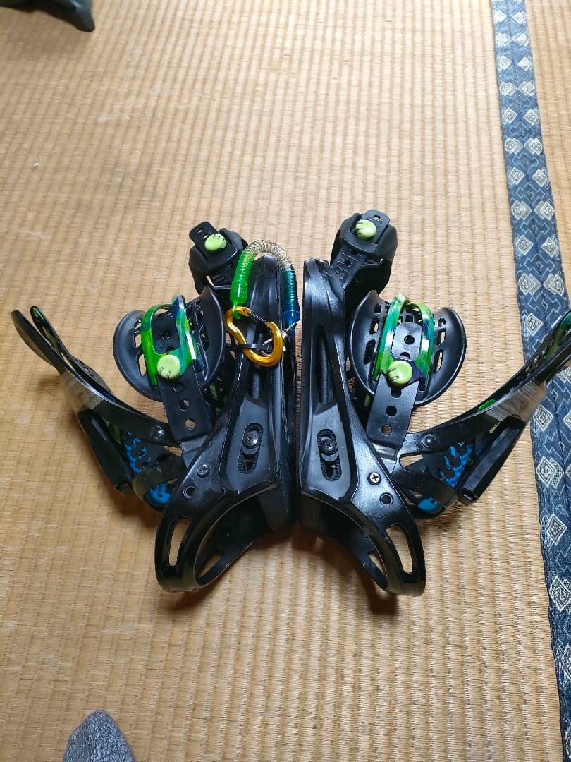 BURTON　ビンディング GENESIS　Sサイズ　ブラック/グリーン