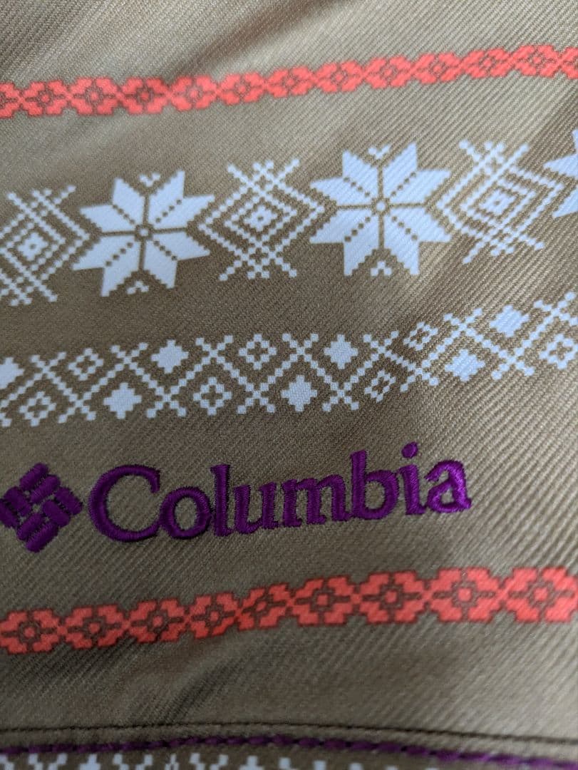 美品　レディース　スキーウェア　上下セット　コロンビア　М(日本のL)　ベージュ