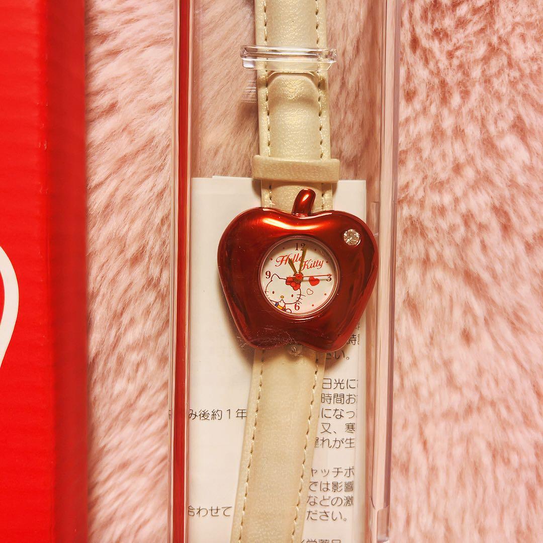 希少レア　ハローキティ　リストウォッチ　リンゴ　時計　2007 サンリオ　レトロ