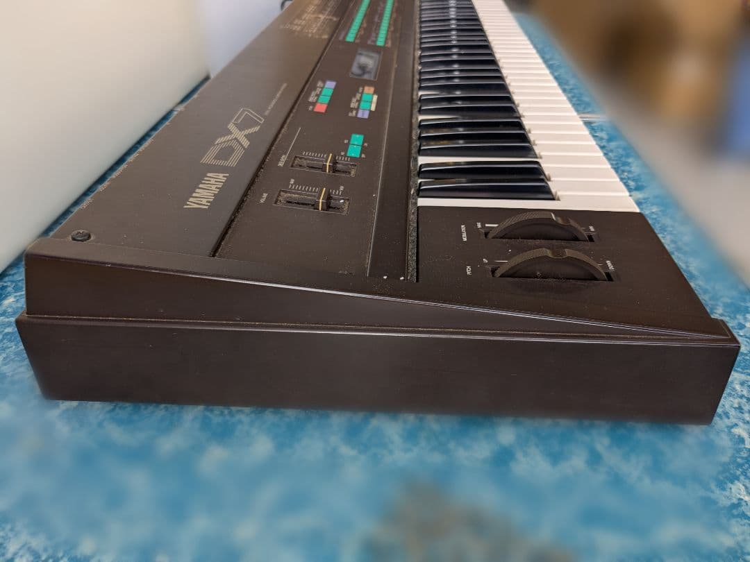 【ジャンク品扱い】YAMAHA DX7 シンセサイザー