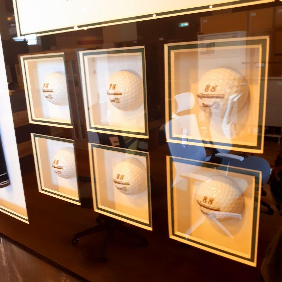輸入雑貨　ゴルフ　パット&ボール入り　オブジェ　アートパネル