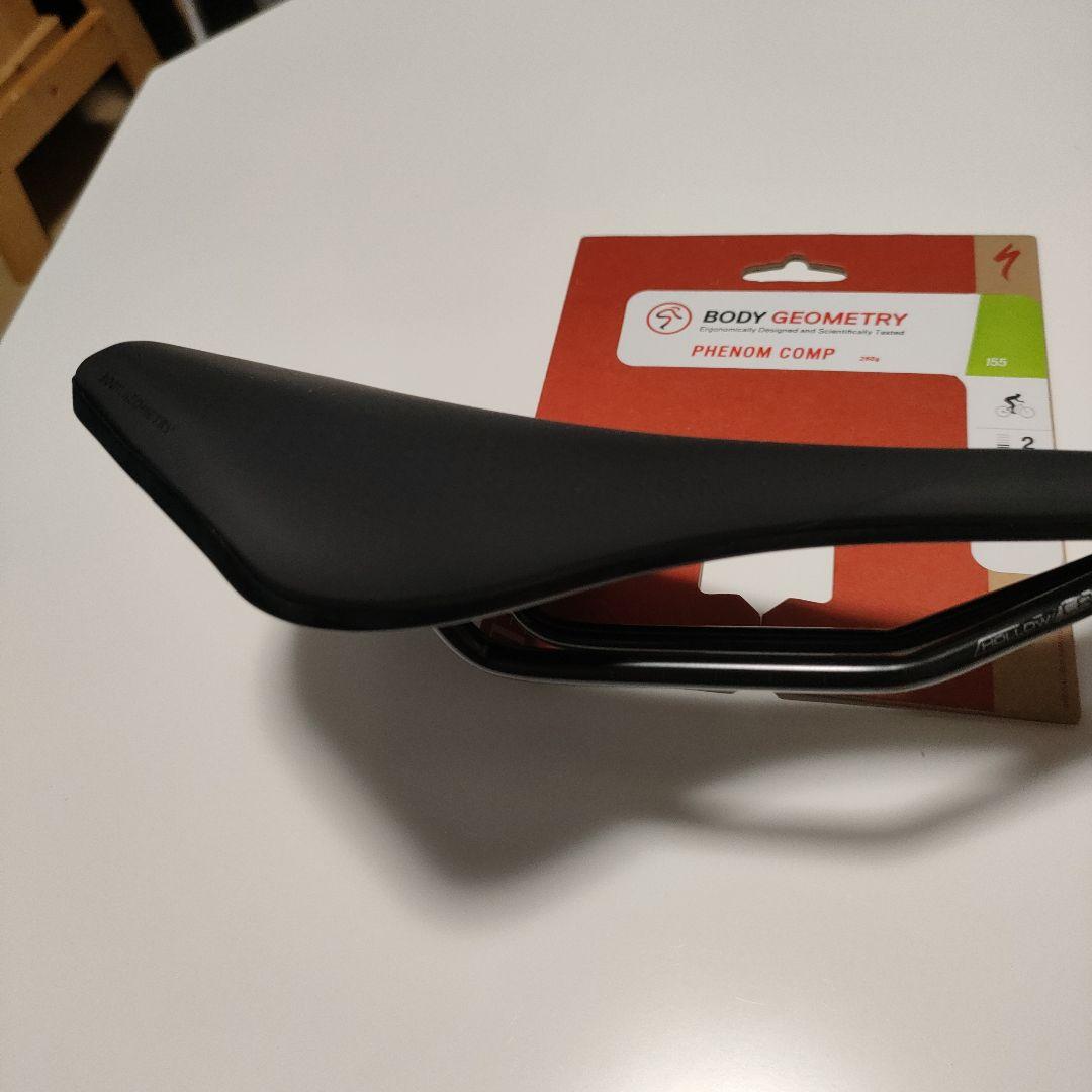 スペシャライズド フェノム comp サドル 155mm 匿名配送