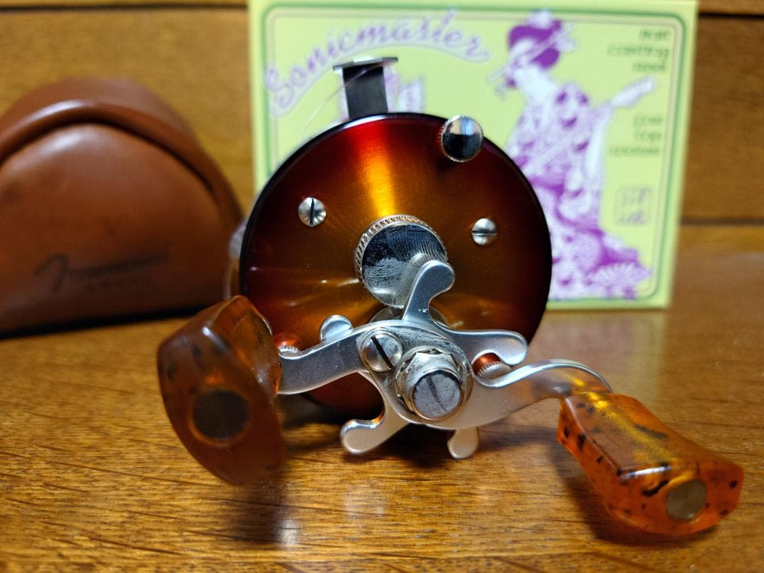 津波ルアーズ ソニックマスター MM-4600SD 6th レザーケース付