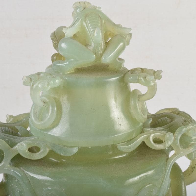 中国　玉石彫刻　雙耳活環　龍鈕蓋爐　香炉　唐木台付　C　9149