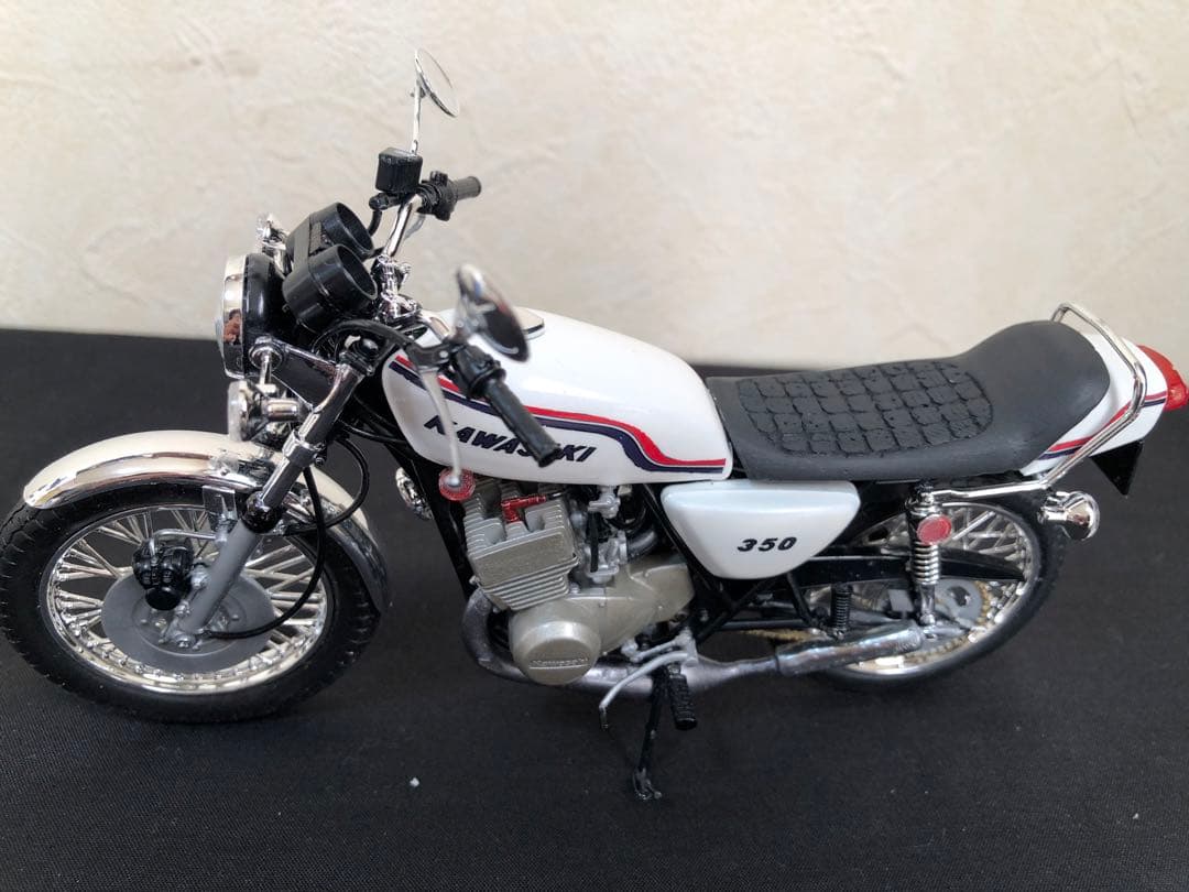 カワサキKH400・特攻の拓-爆音小僧-真嶋秋生風カスタムプラモデル/ケース付き