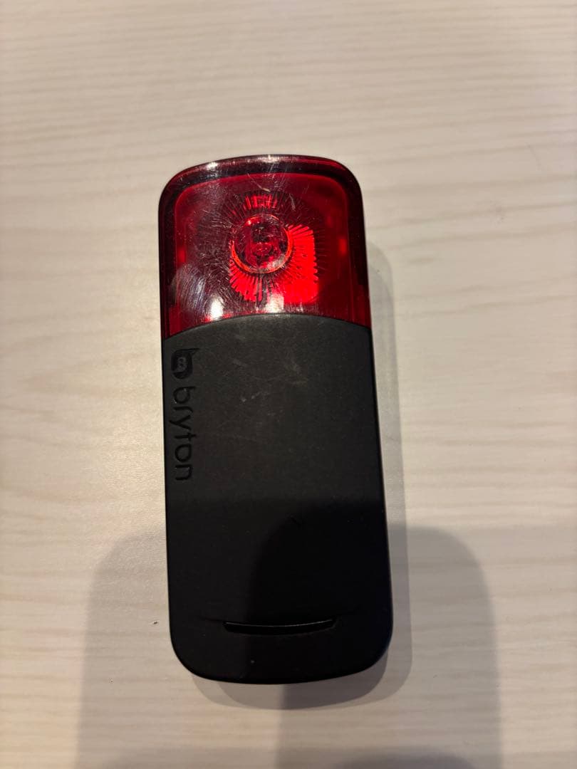 Bryton GARDIA R300Lリアビューレーダー