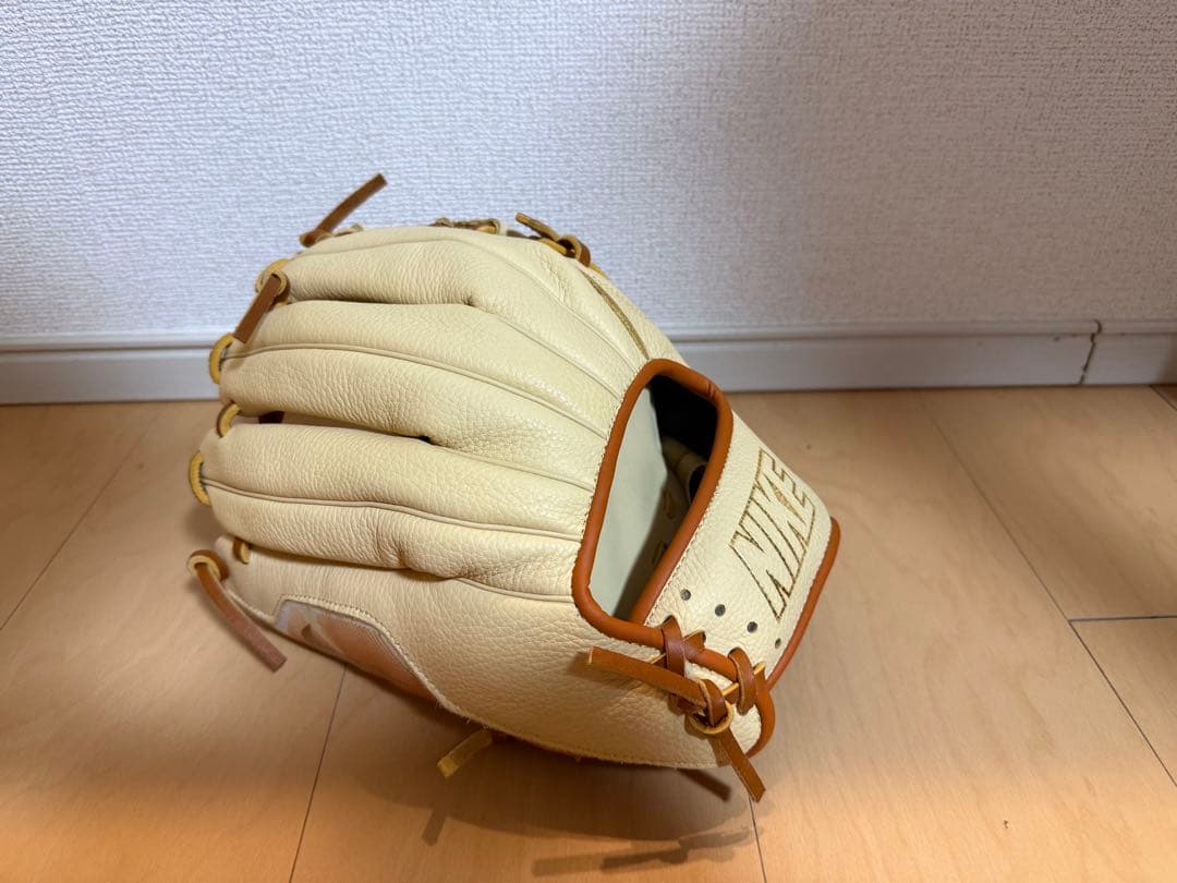 ナイキ　野球グローブ　NIKE Vapor Fielding Glove