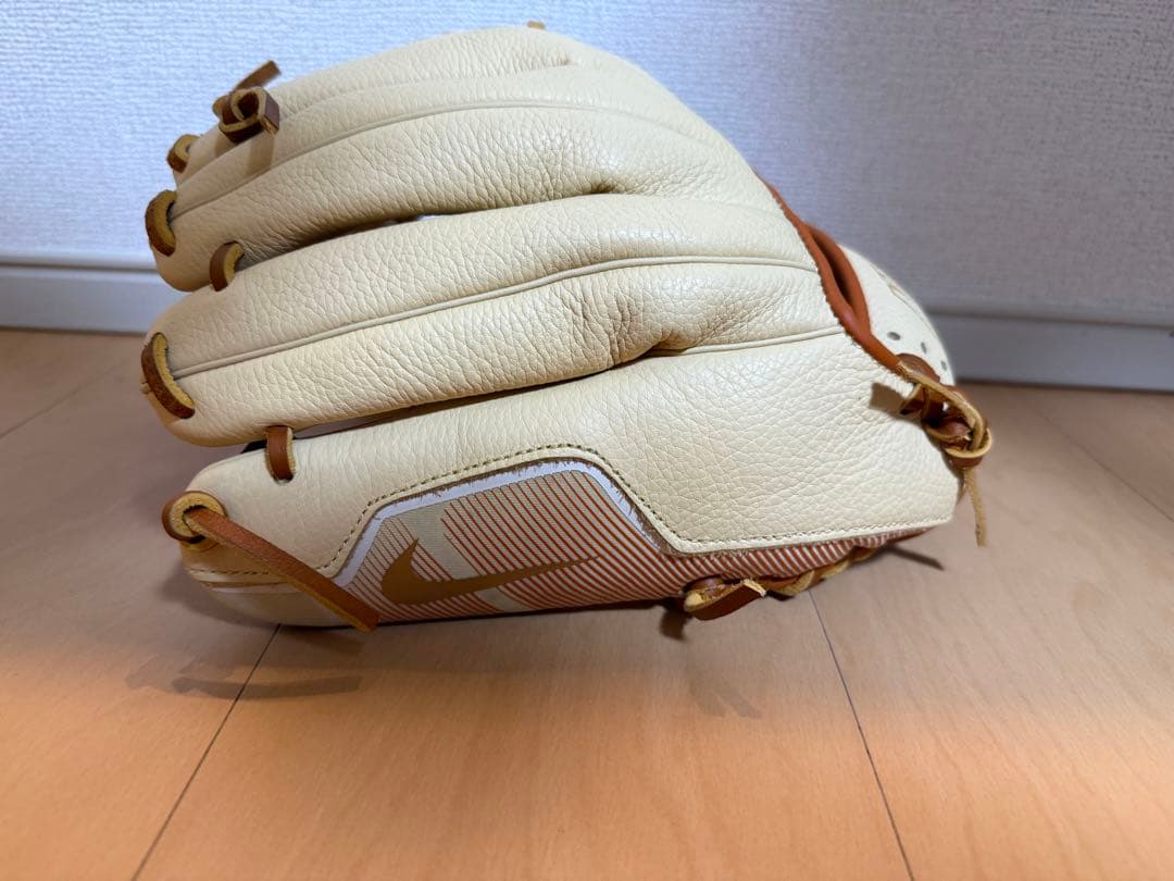 ナイキ　野球グローブ　NIKE Vapor Fielding Glove