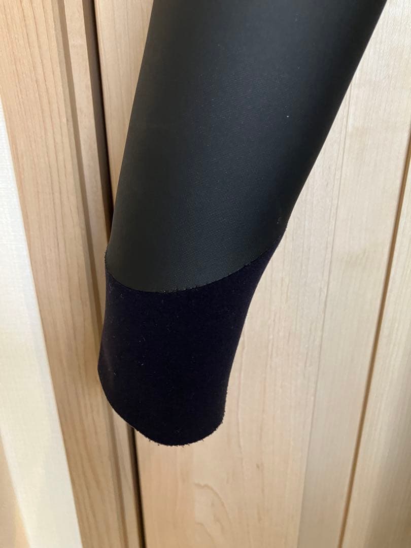 AIRTIGHT セミドライスーツ 青/黒　オーダー