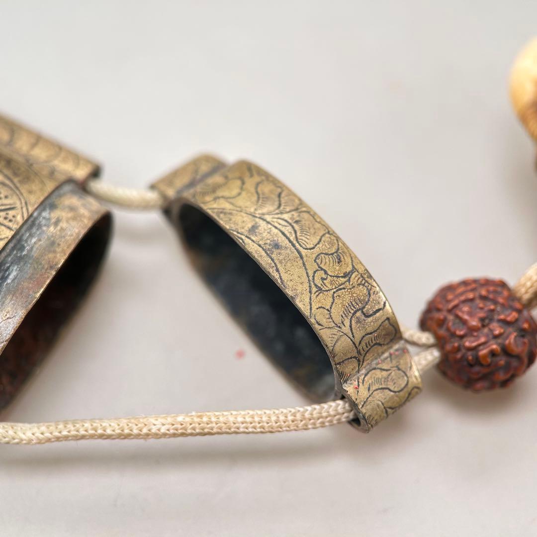 ハリネズミ型印籠 金色