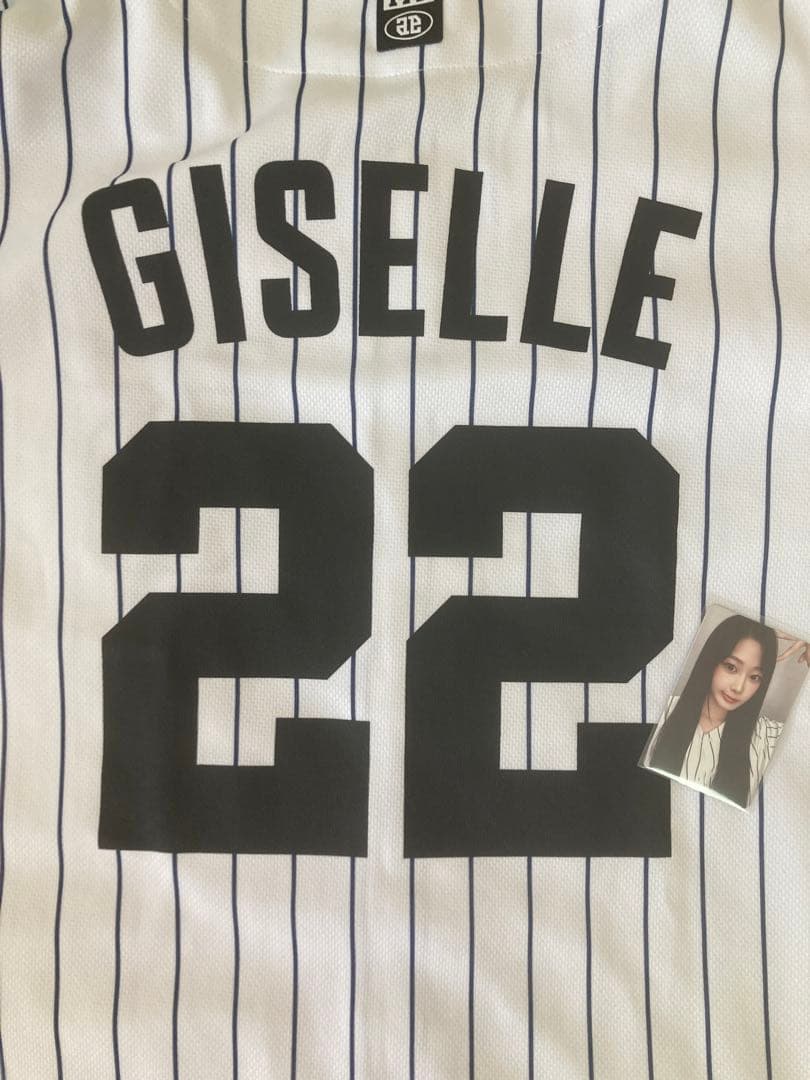 aespaジゼル　野球ユニフォーム　トレカ付き