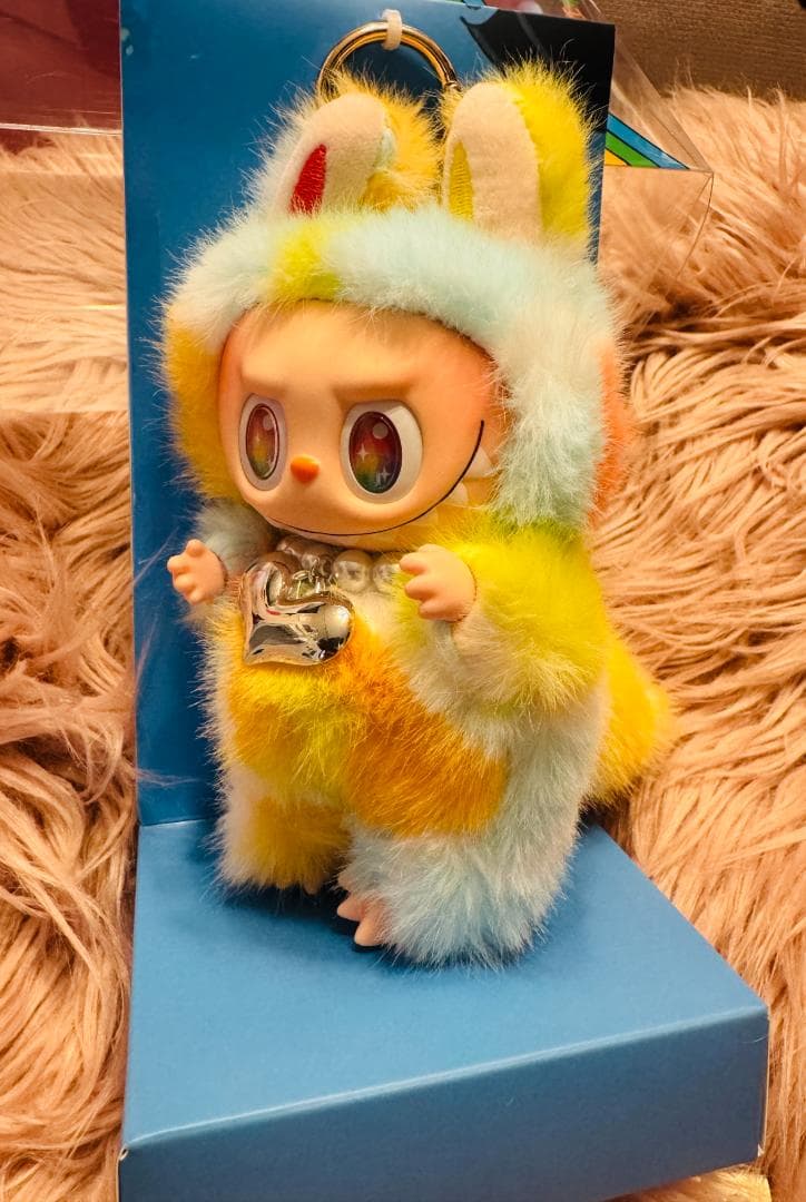 海外限定 ジモモ LABUBU レインボー ぬいぐるみ