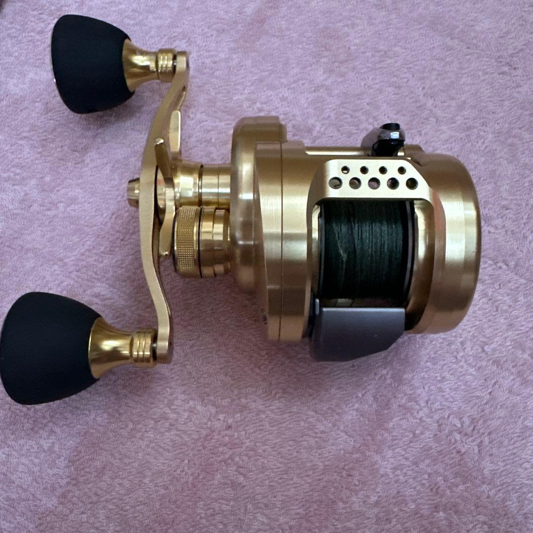 CALCUTTA CONQUEST 101HG ゴールド ベイトリール