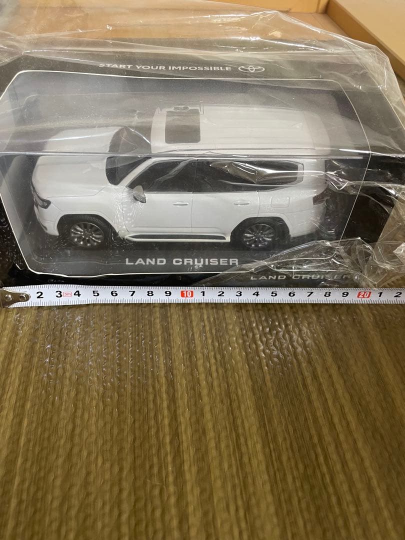 トヨタ ランクル300 ミニカー 2台セット