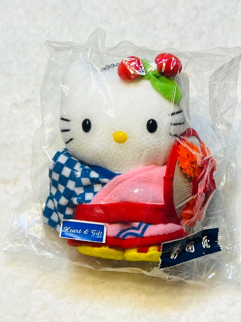 激レア‼︎ サンリオ　ご当地キティ ハローキティ　山形バージョン 花笠　さくらんぼ