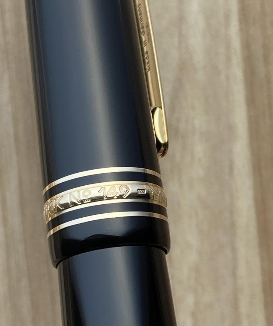 現行品 新品同様 モンブラン 149 18K 極細字 Au750 万年筆 付属品
