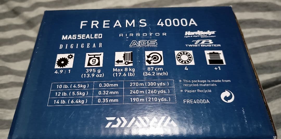 Daiwa FREAMS 4000A スピニングリール