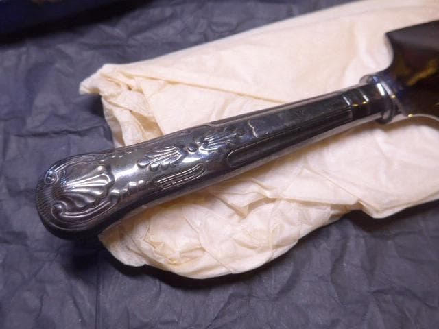 英国、銀製品の御用達メーカー、シルバースミス、マッピン　& ウェッブ