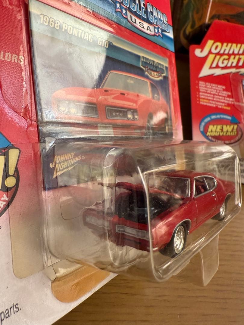 Johnny Lightning マッスルカーシリーズ4台セット