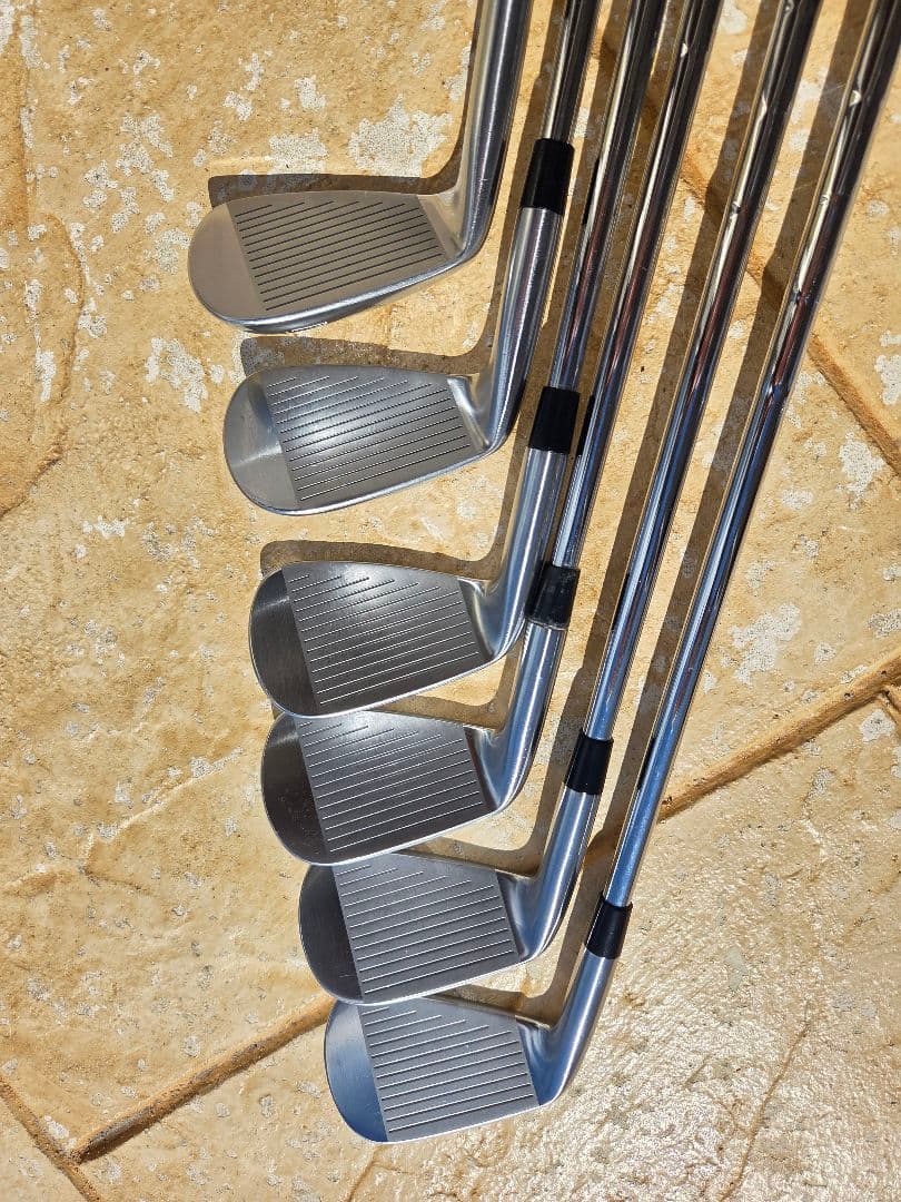 ミズノプロ　518 5-P アイアンセット　　モーダス105 X