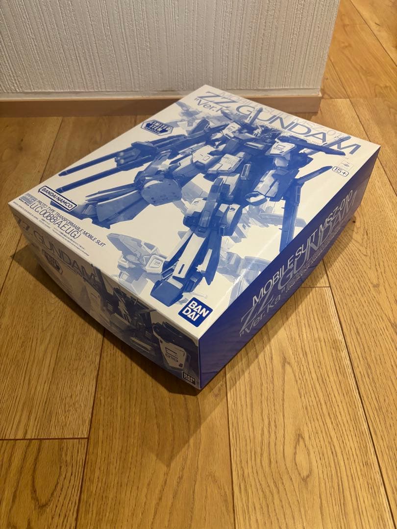 ZZ GUNDAM \"Ver.K\" 限定プラモデル　クリアカラー