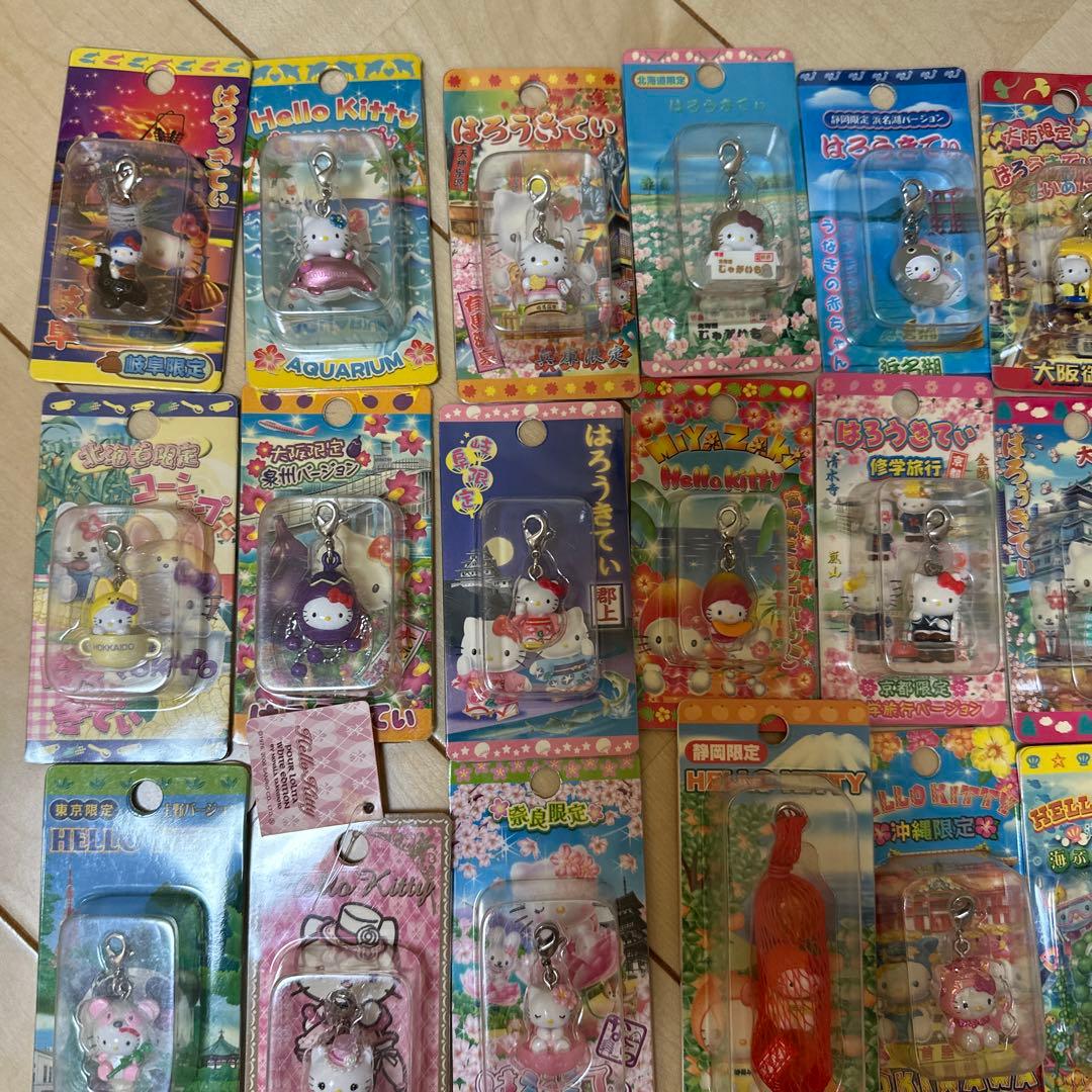 ご当地限定チャーム　55個まとめ売り