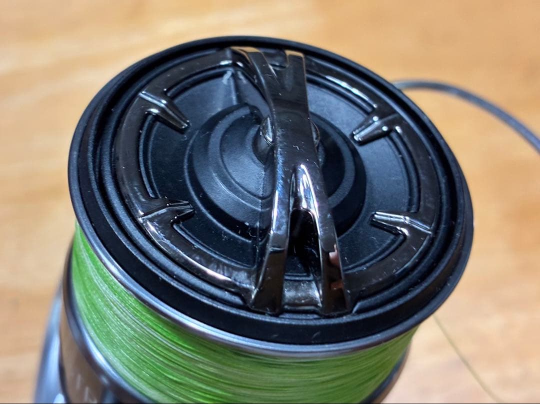 【シマノ】15ストラディックC3000HGM、ZPIノブ付、OH済