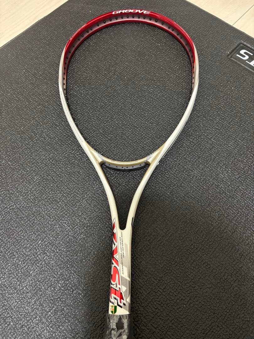 新品ソフトテニスラケット　xyst TN ジスト