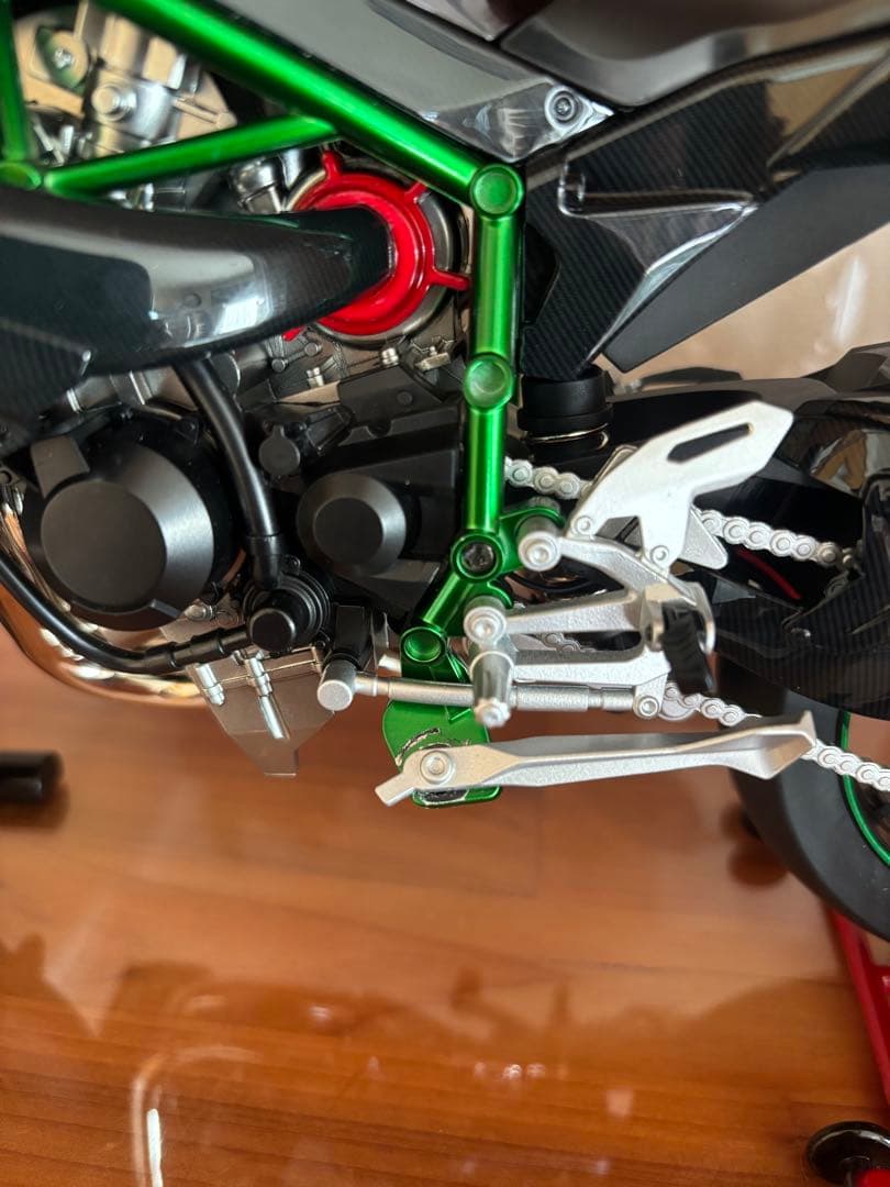 XLG 1/6 カワサキ ninja H2R カーボン仕様 ギミック搭載