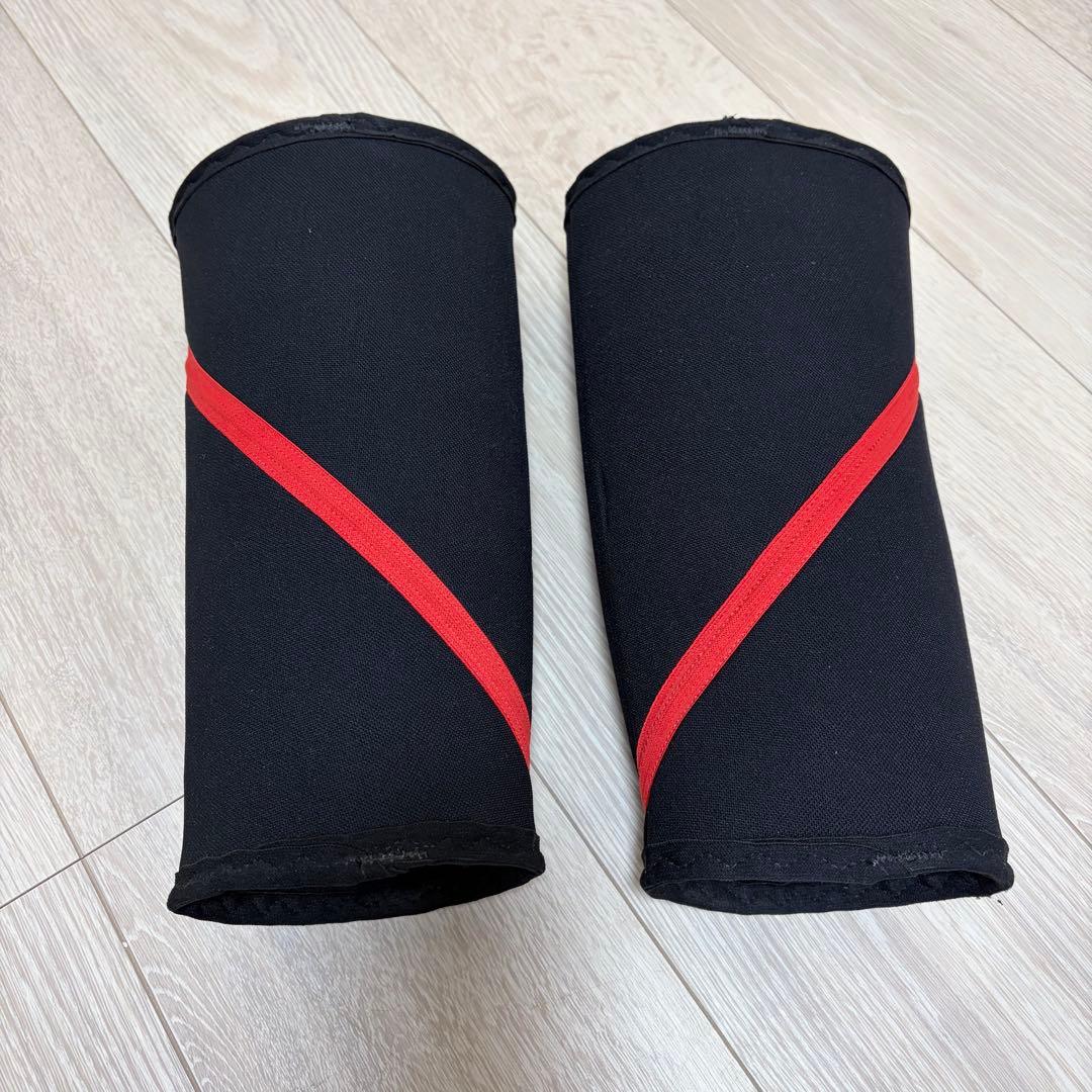 SBD ニースリーブ　Mサイズ ブラック/レッド