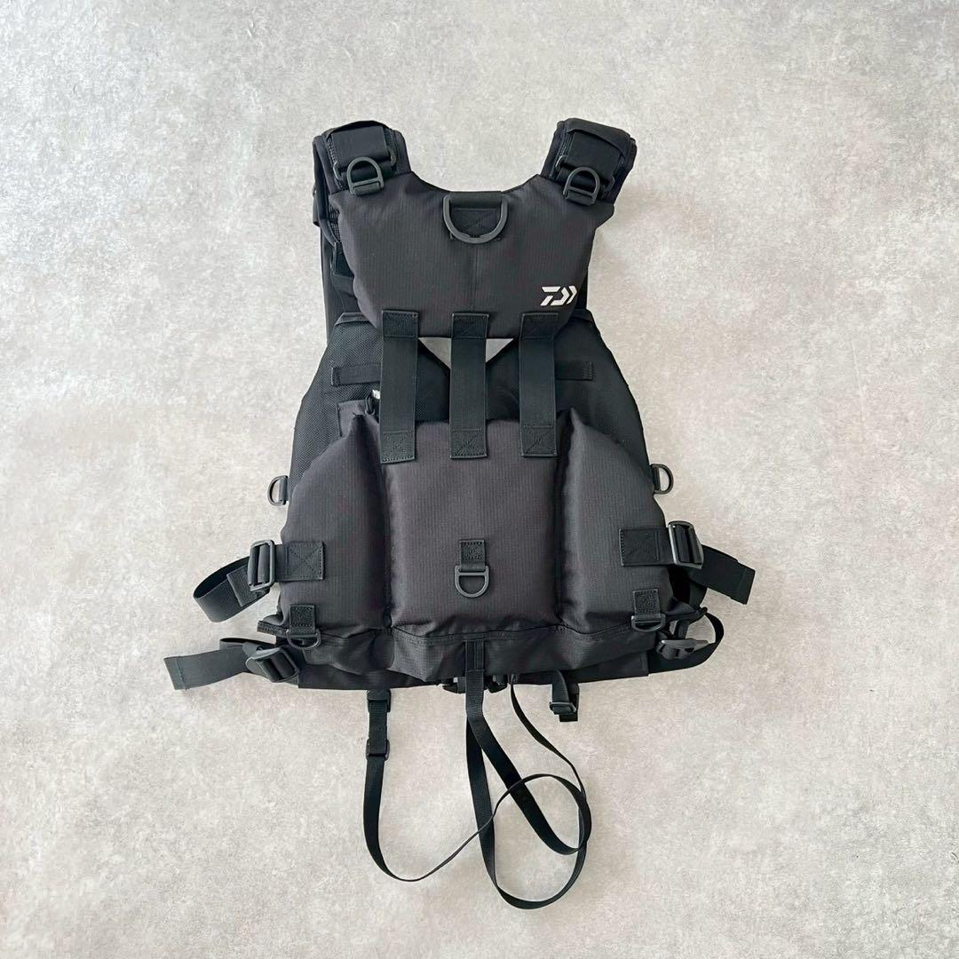 【ロックショアベスト】DAIWA DF-4023 FREE