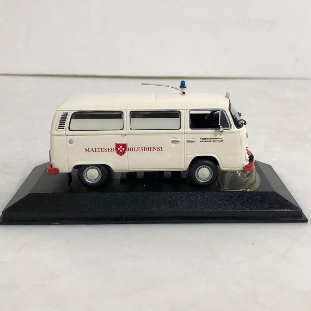 MINICHAMPS フォルクスワーゲン　T2 Krankenwagen