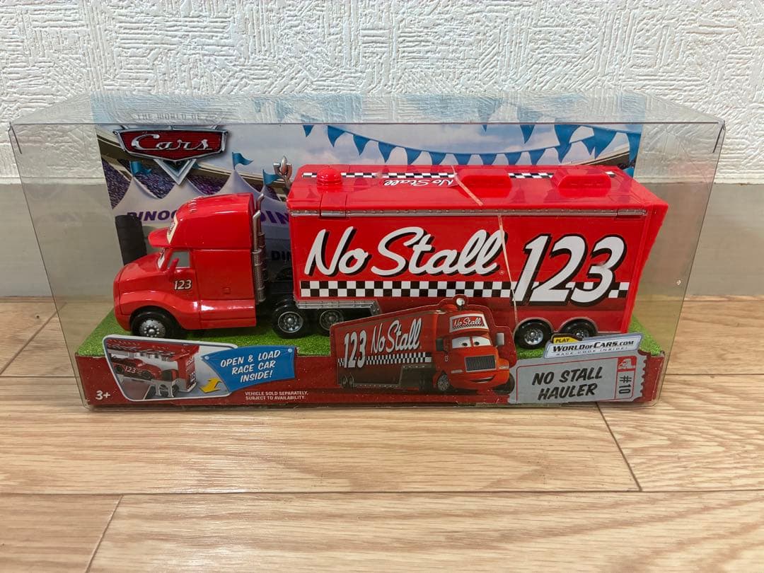 早い者勝ち‼︎Cars No Stall Hauler 赤ミニカー