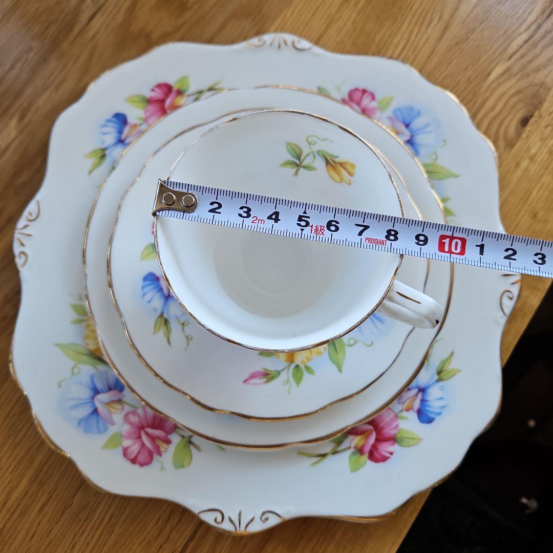 ヴィンテージティーカップトリオ