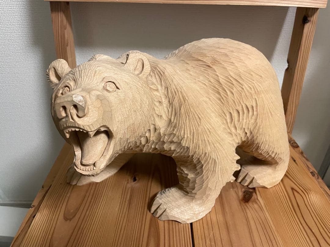 木彫りの熊 北海道伝統工芸品