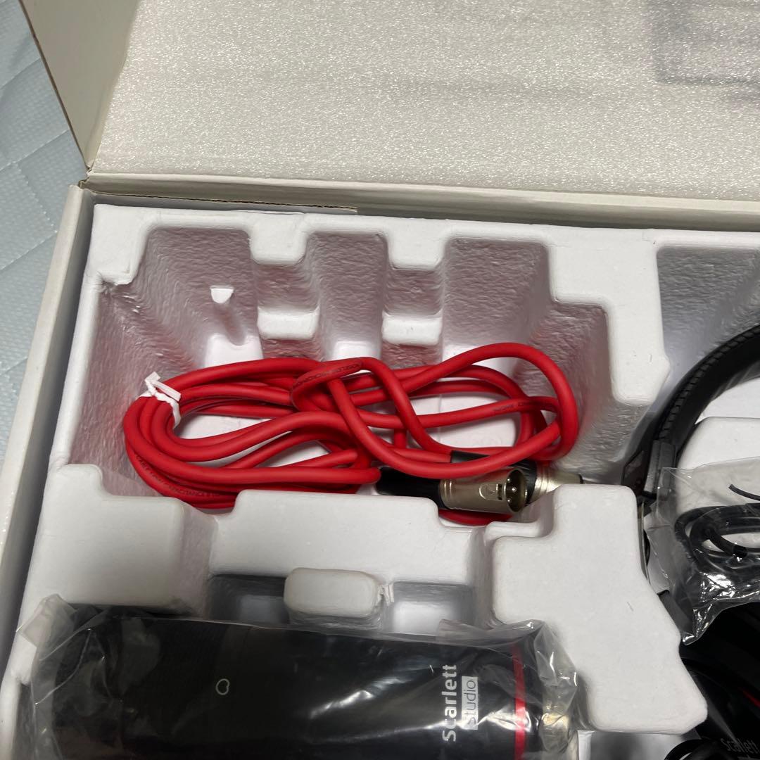 Focusrite Scarlett Solo Studioパック (第3世代)