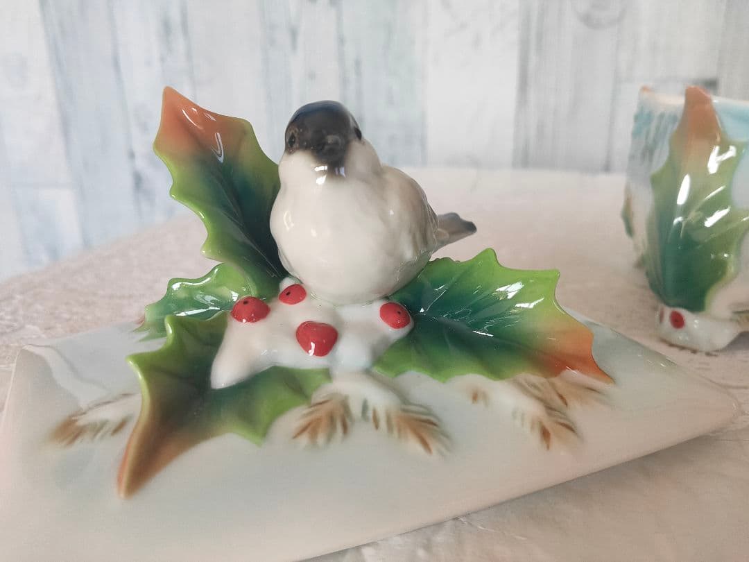 フランツ・ポーセリン ホリデー・ビギニングス シジュウカラ 陶器製 鳥とホリー