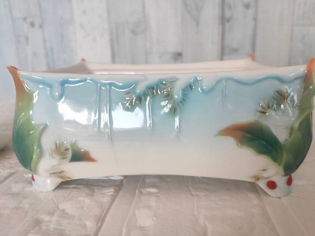 フランツ・ポーセリン ホリデー・ビギニングス シジュウカラ 陶器製 鳥とホリー