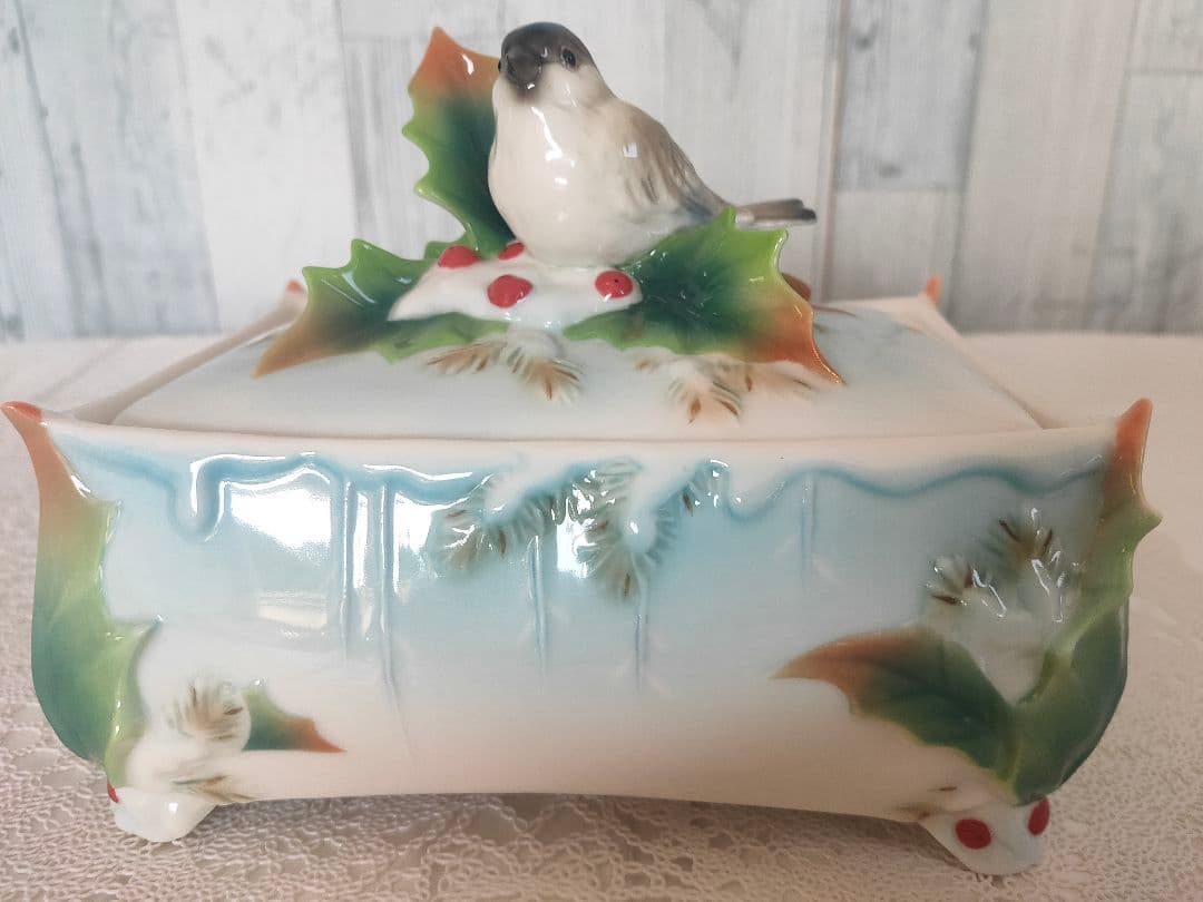 フランツ・ポーセリン ホリデー・ビギニングス シジュウカラ 陶器製 鳥とホリー