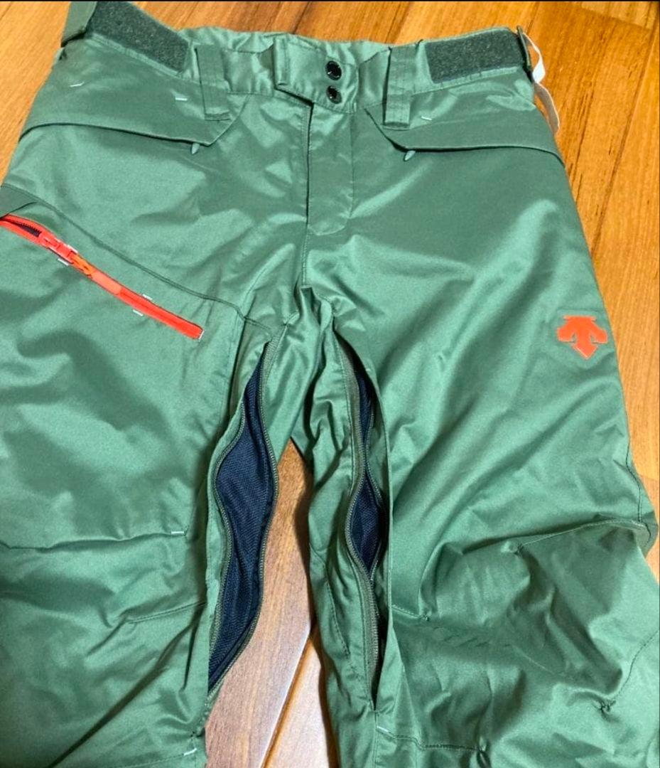 デサント DESCENTE スキーウェア上下（上L・下M）