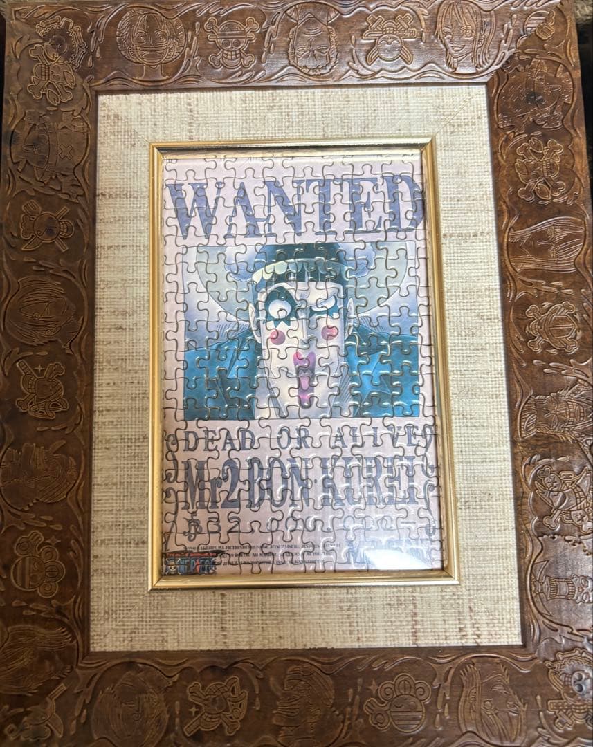 【値下げ可】手配書　パズル　15個　ワンピース　専用フレーム付